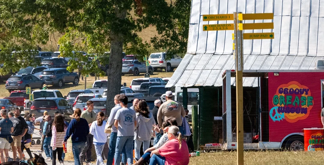 The Perfect Fall Bucket List at Stepp’s Hillcrest Orchard